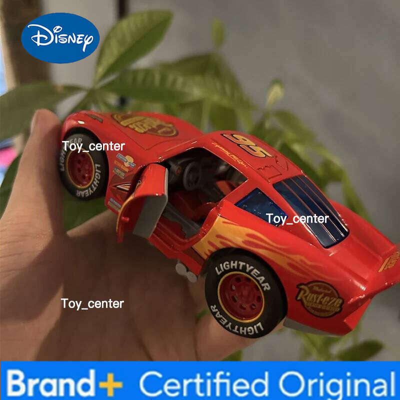 Disney Toy Story 3 Model Car Lightning Mcqueen Metal Diecast With Lights Inertial Pull-Back Wheel Spit Out Your Tongue Cars Toys H260113