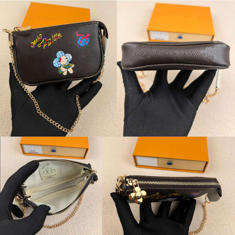 New Top Leather Wallet Christmas Classic Cartoon Pattern Wallet Winter Holiday Series Mini Bag Christmas limited edition series small leather set