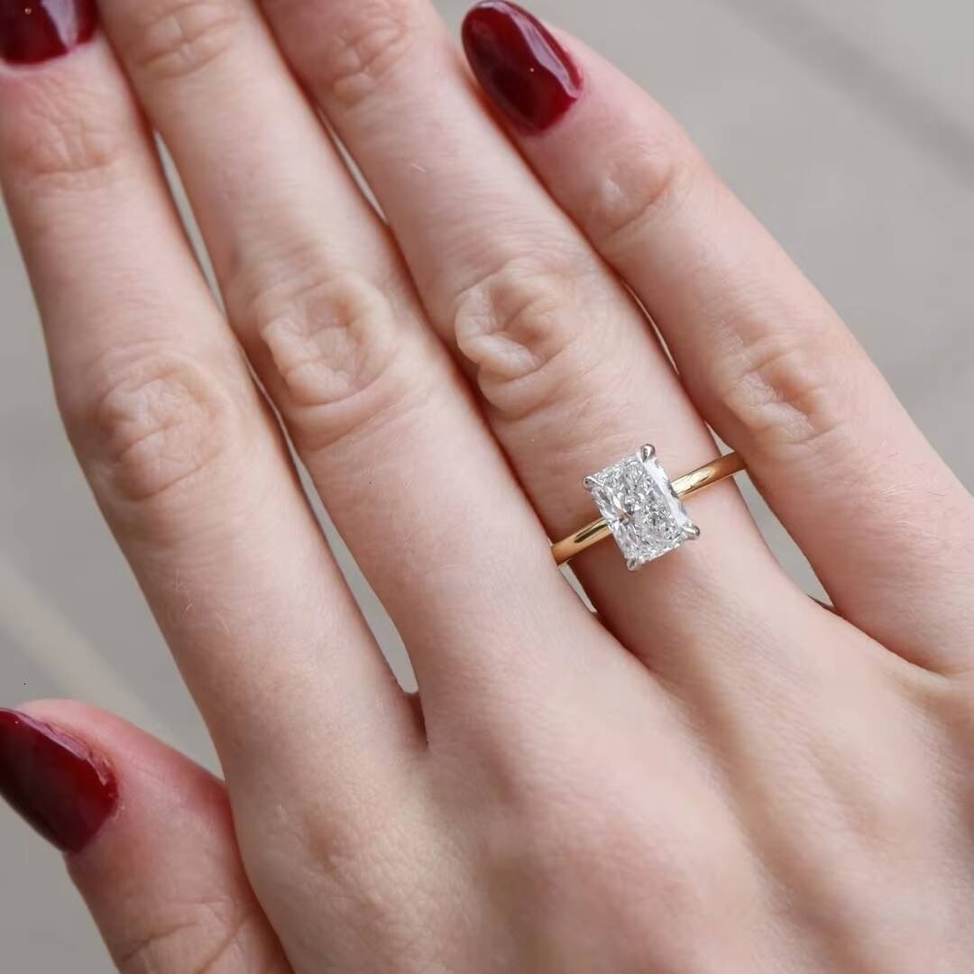 Luxury Jewelry 18K Solid Gold Moissanite Ring 3ct 7X9mm Radiant Crushed Iced Cut Moissanite Engagement Wedding Rings