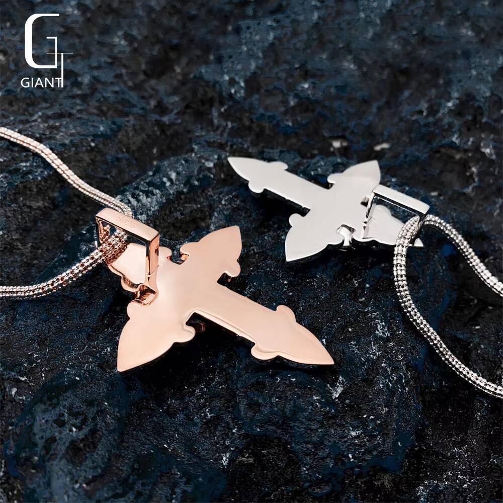 Hip Hop 925 Silver Moissanite Cross Pendant Rock Iced Out Pendant Jewelry Moissanite Pendant
