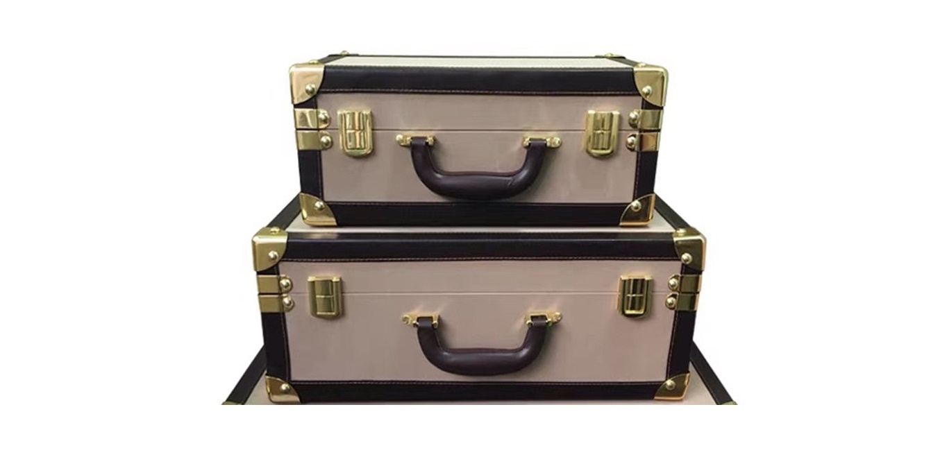 garden decor home France's Top Luxury case Men and Women Suitcases Storage Box Travel Three Handmade Original stripe strong trunk boxes handle br