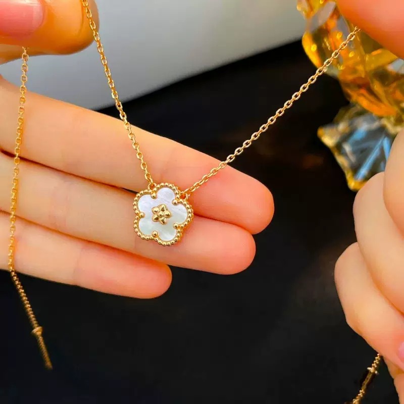 necklace designer necklace necklaces Rose Gold Accented Designer Clover Necklaces for Women Perfect Holiday Gifting jewelry designer jewelry luxury necklace