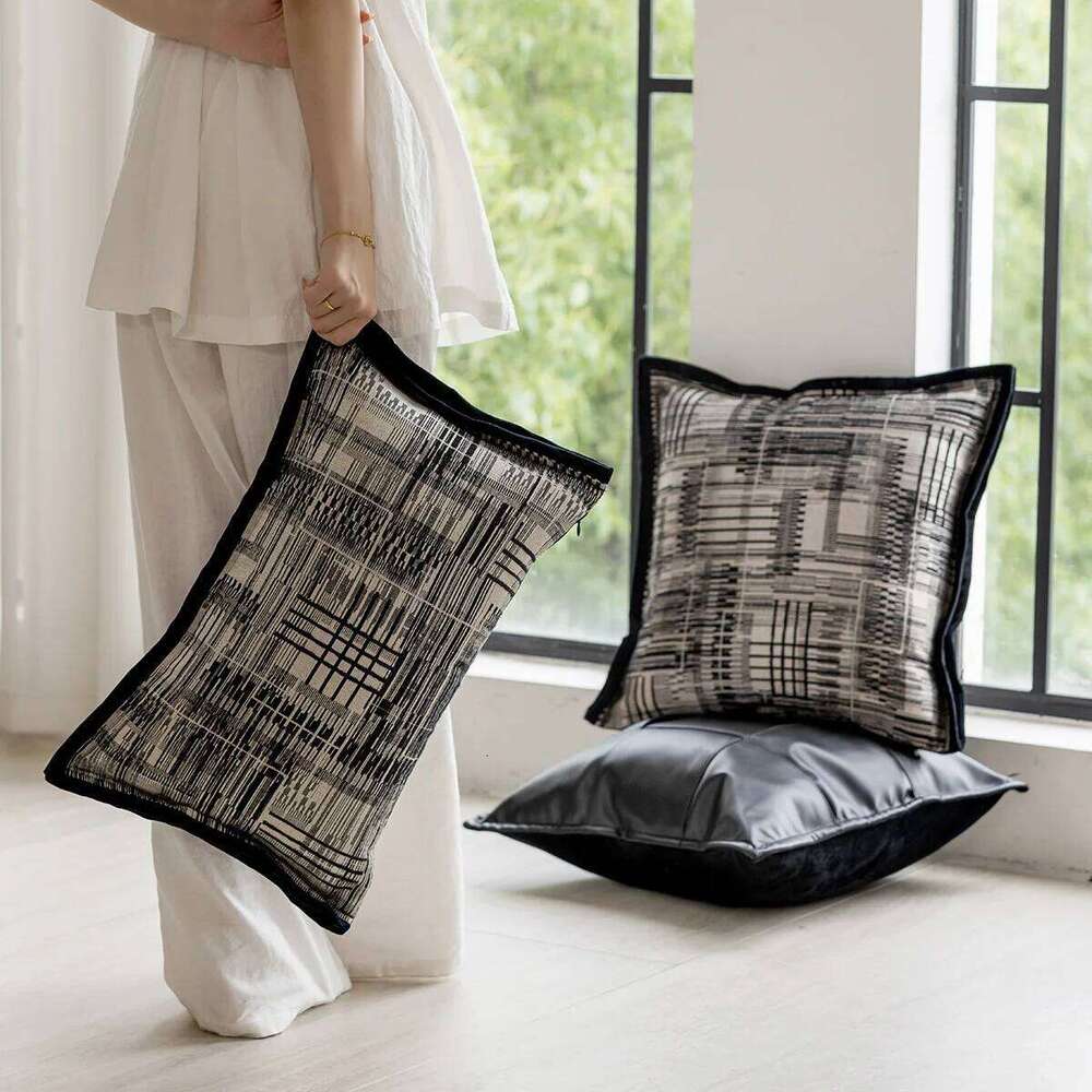 Italian Black And White Sofa Cover Hotel Living Room Backrest Cushion Luxurious Designer Leather Woven Pillowcase