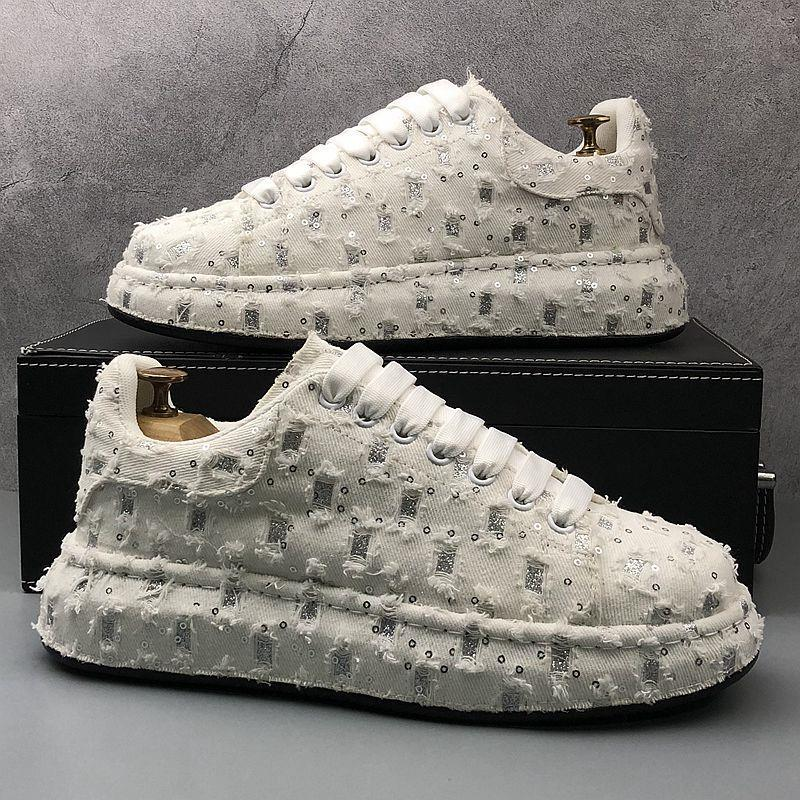 Royal Style Mens Wedding Dress Shoes Sp ring Handmade E mbroidery Pattern Exotic niche hot Loafers Fashio n Casual s neaker