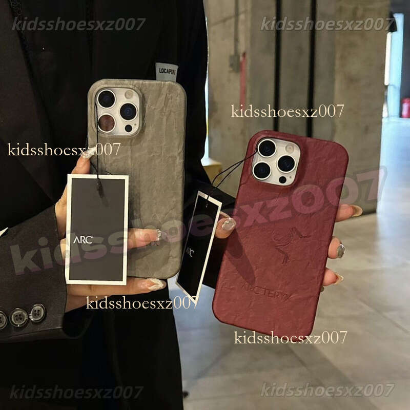 Phone Case ARC Arcteryxitys Designer Phone Case Suitable For Wrinkled Iphone 17 Pro Max Case 17 Pro 16 15 14 Embossed Craft Couple Phone Case With Tag