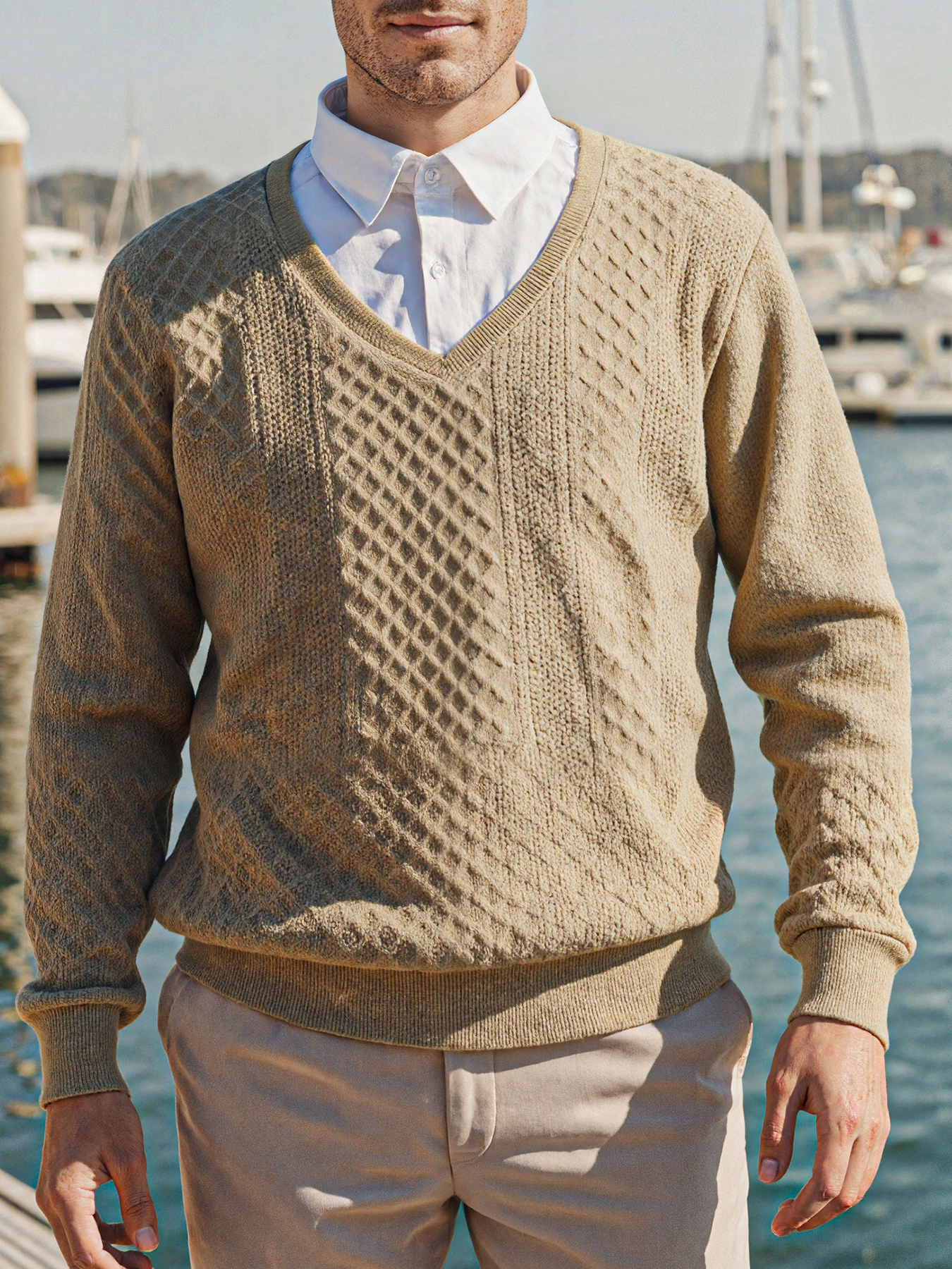 Men's Textured Knit V-Neck Sweater - Long-Sleeve Pullover with Argyle Pattern for Casual & Business Casual