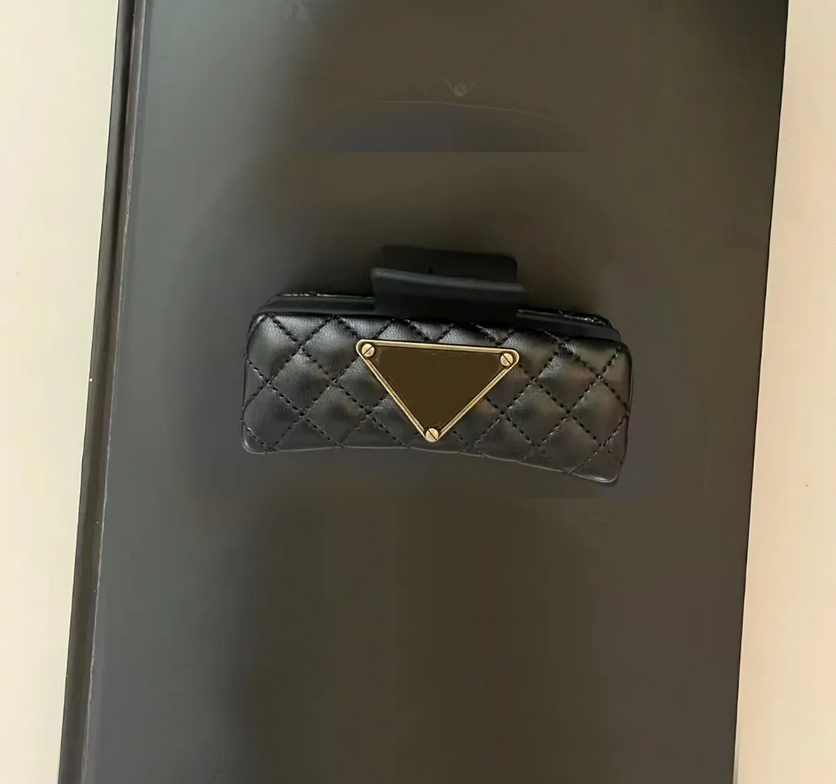 Chic Quilted Hair B… - image