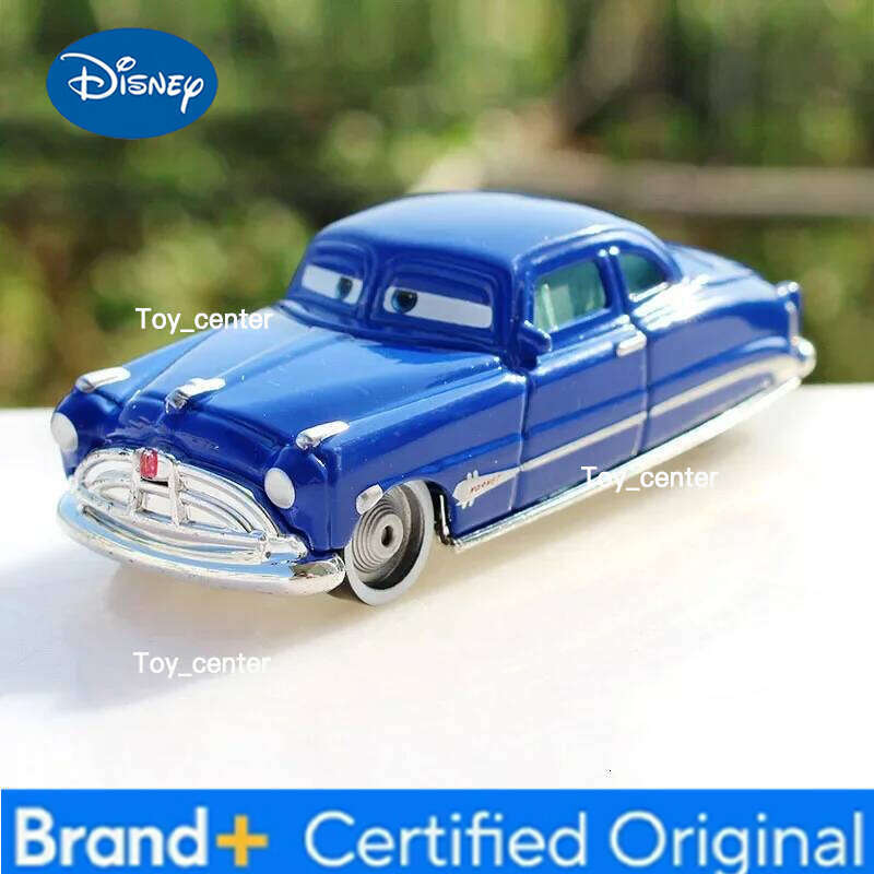 Disney Pixar Cars 3 Temperature-variable Model Lightning Mcqueen Racing Family Mack Uncle Car Toy Boy Girl Children Toys Gift H260113