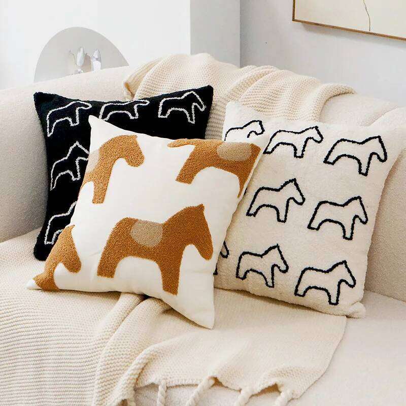45x45CM Nordic Simple Throw Pillow Embroidered Plush Cute Animal Sofa Cushion Waist Cover Home Decorative Pillowcase