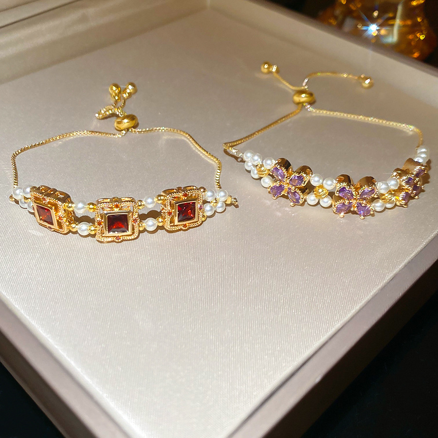 French Retro Zircon Square Flower Pearl Light Luxury High-end Palace Style Bracelet Personalized Fashion Jewelry - view 6