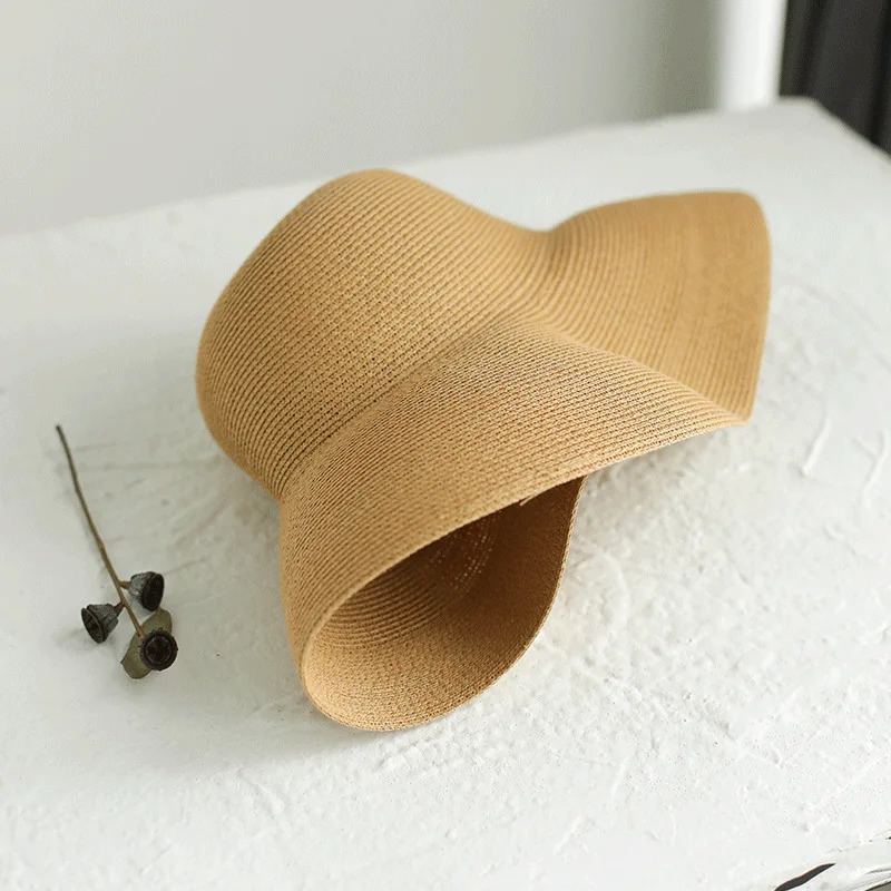 Summer hat female sun hat folding beach hat big brim travel sunscreen Hepburn wind sun hat travel 260113