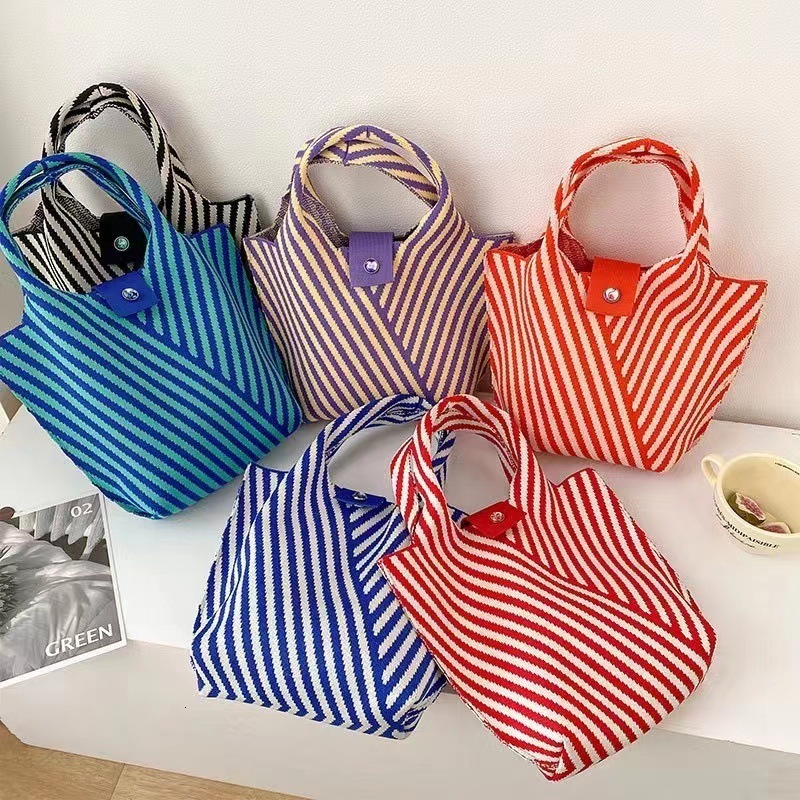 Handmade Knit Handbag Women Mini Shoulder Bag Female Casual Color Wide Stripe Plaid Tote Bag Student Cell Phone Package 240807