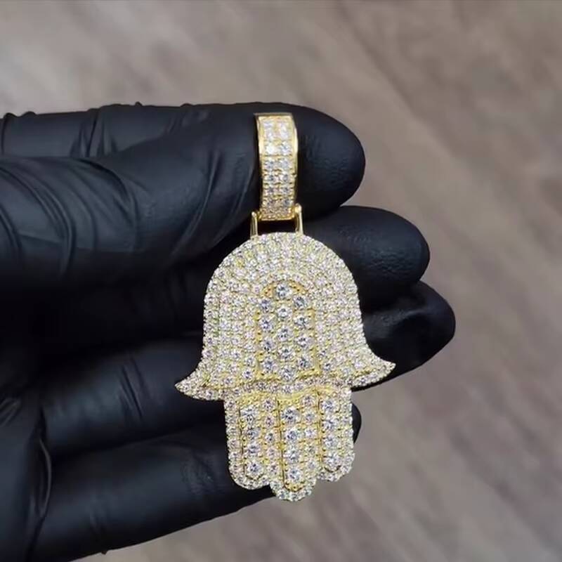 Custom Hamsa Hand Iced VVS Moissanite Hip Hop Pendant Pass Diamond Test 925 Sterling Silver 18K Gold Plated Claw Setting GRA