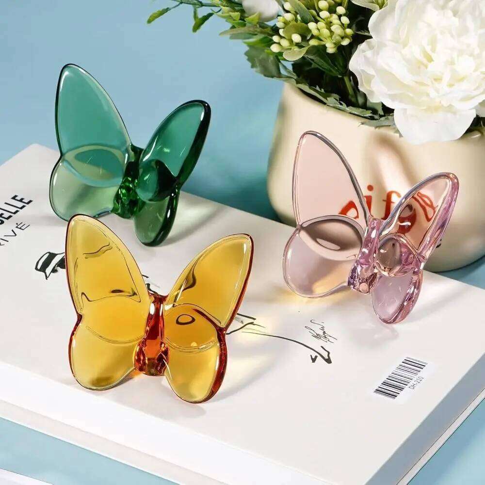 Household Ornaments Sparkling Glass Butterfly Figurines Multiple Color Crystal Crafts Reflective Decor for Shelf Tabletop Kitchenware Arrangement