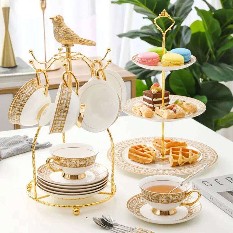 Ceramic Flower Teacup Vintage Luxury Coffee Cups GoldPlated Combination Royal Afternoon Tea Set Kitchen Tableware Gift