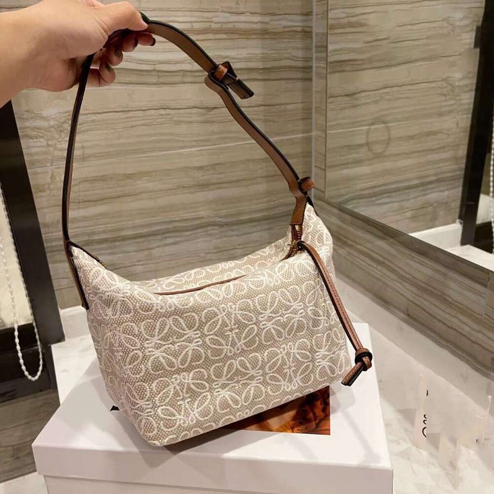 High Quality New Luo Family Cubi Lunch Box Bento Retro Jacquard Embroidery Handbag Underarm Designer Women S Bag