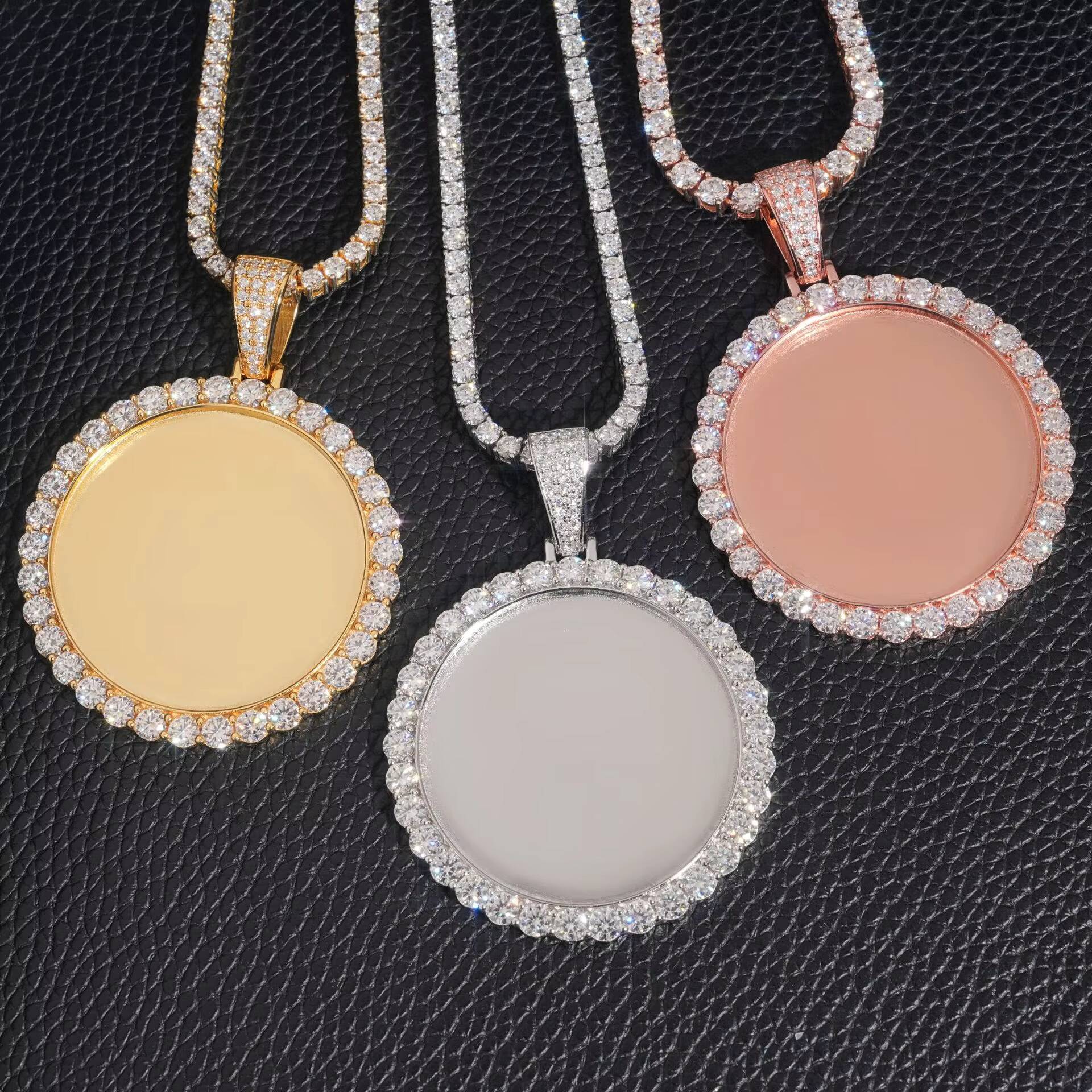 Hiphop Round Frame Pendant Photo Pendant 925 Silver Moissanite Inlaid Unisex Suitable for Tennis Chain