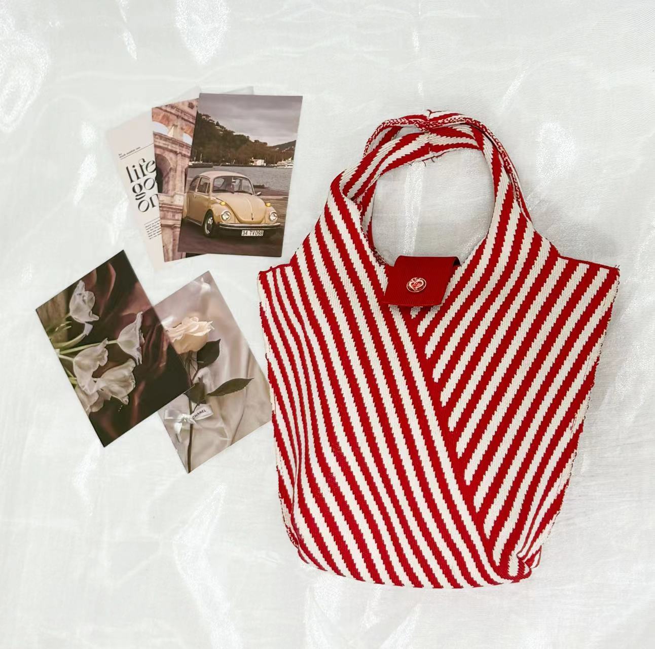 Handmade Knit Handbag Women Mini Shoulder Bag Female Casual Color Wide Stripe Plaid Tote Bag Student Cell Phone Package 240807