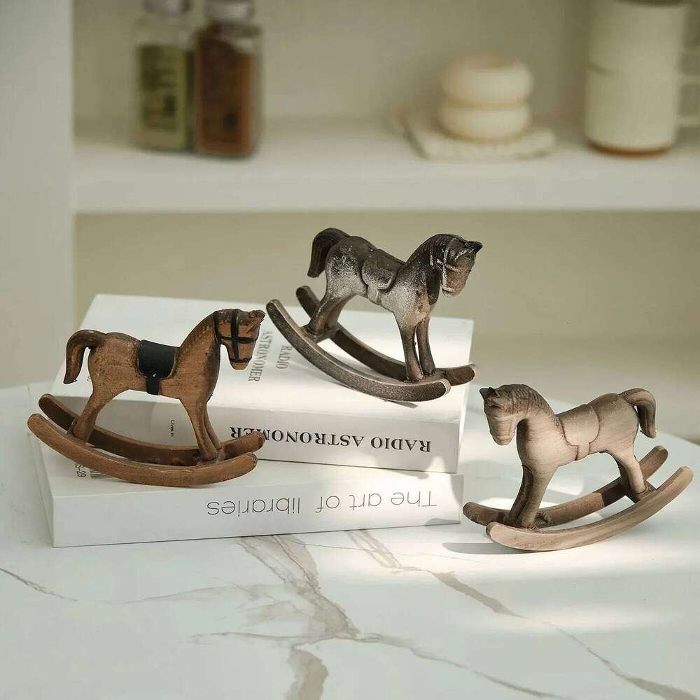 Wooden Nordic Retro Rocking Horse Ornament Desk & Decor Balance Art Adornment Creative Hand Carved Animal Figurines Xmas Kids Gift Crafts