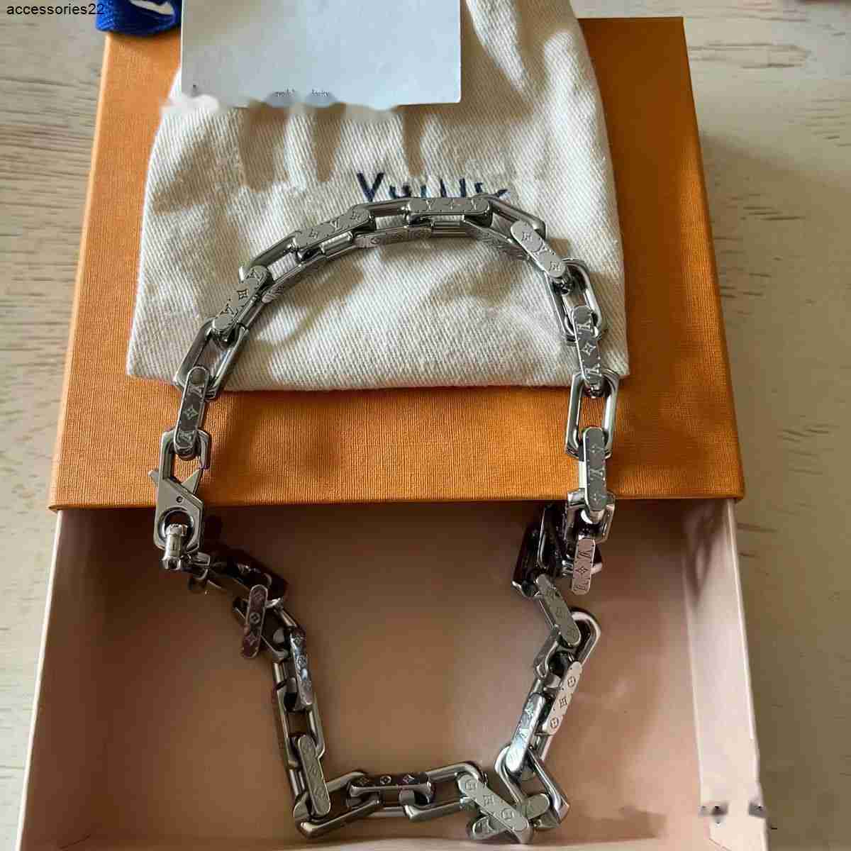 Pendant Necklaces P… - image