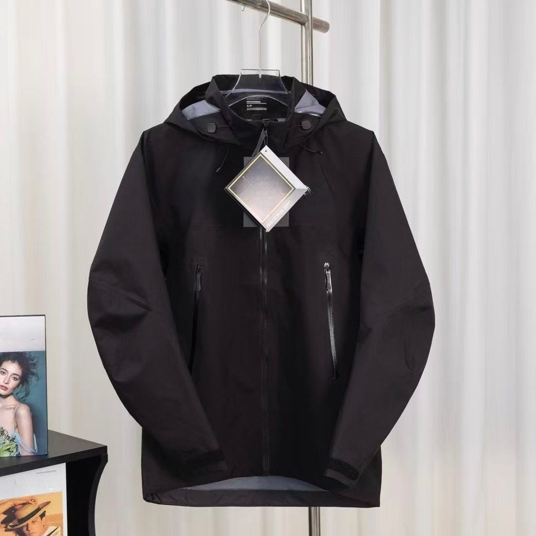 10A New Men Jacket Outdoor zipper jackets AR LT SV Windproof and waterproof mountain skiing warm designer jackets Lightweight Hiking size S-2XL