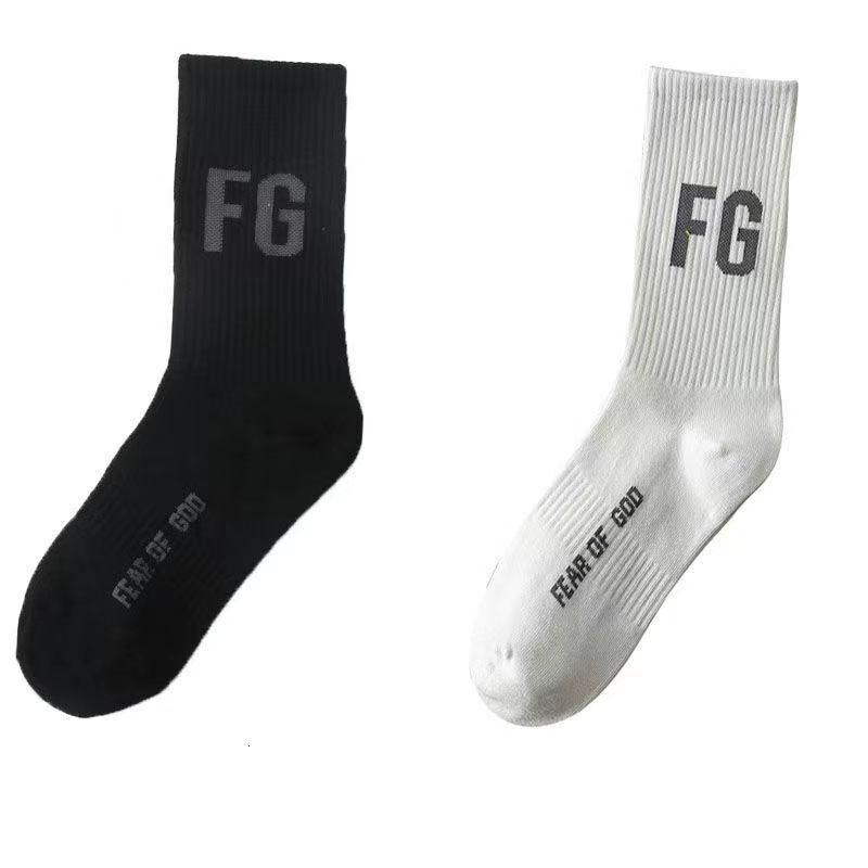 Mid-Calf Sports Cotton Trendy Fashion Men's Long Autumn Winter Thickened Breathable Casual Socks Wholesale