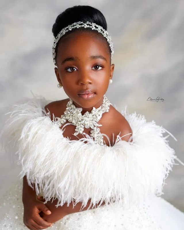 Luxury White Furs Sequined Glitter Flower Girl Wedding Birthday Off Shoulder Puffy Skirt Little Girls Pageant Long First Communion Dress Formal Gown L - view 4