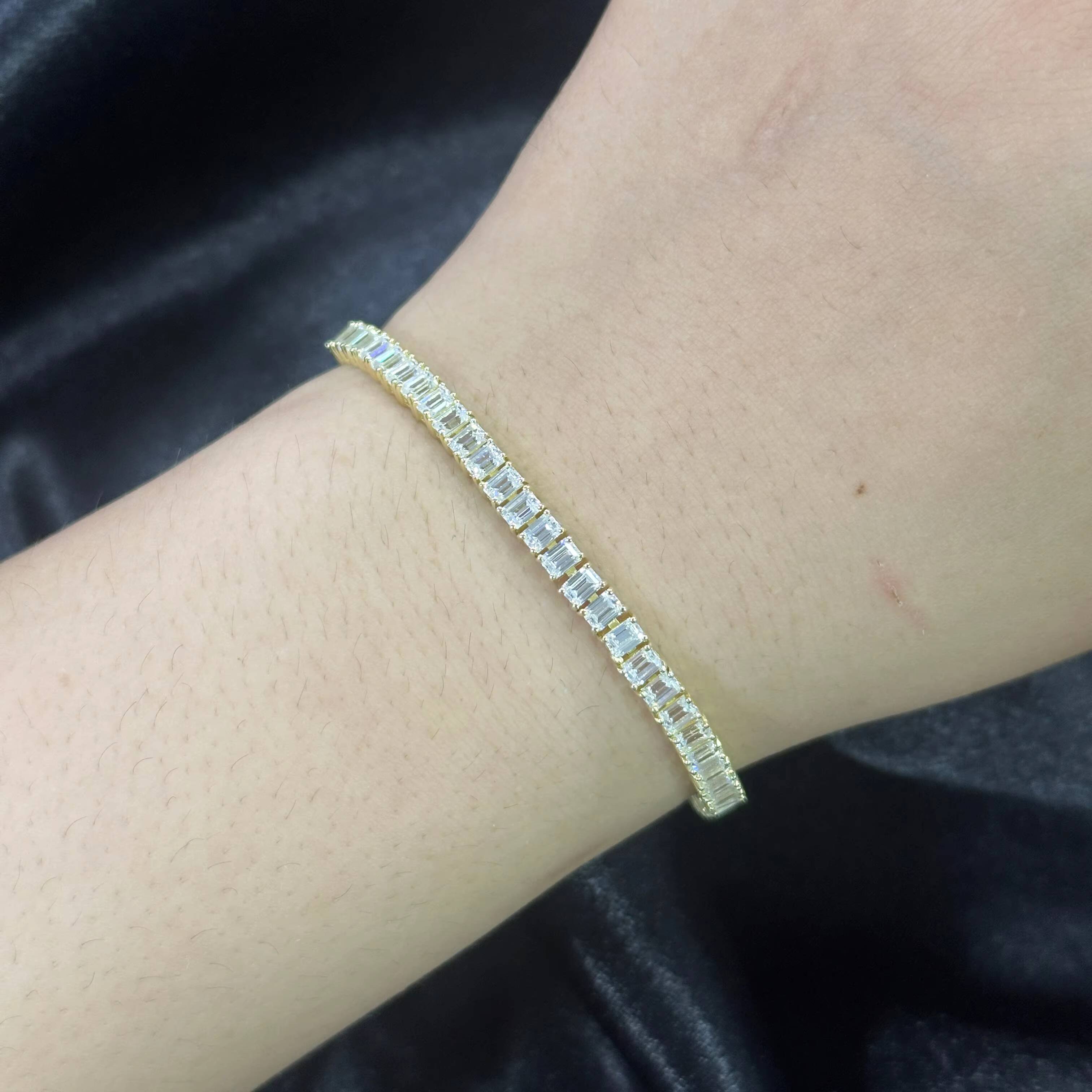 Abiding Trendy Minimalist Emerald Cut 25x35mm 1116ctw VVS Moissanite Diamond Tennis Bracelet 25mm 14K Yellow Gold Bracelet