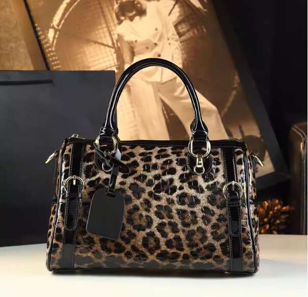 Shoulder Bags Fashion Leopard Women Handbags European Design Patent Leather Ladies Female Girl Crossbody Bag 764b