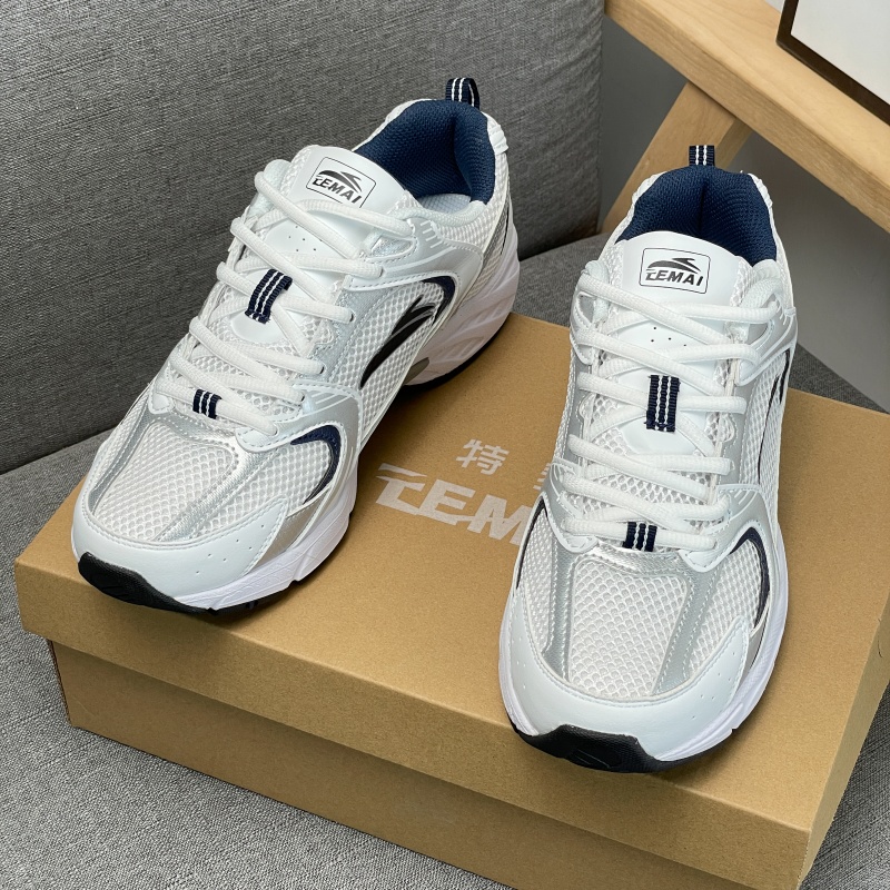 Trendy Woman Flats Shoes Fashion 2026 New Trainer Shoes Men's White Sneakers Chunky Sole Lightweight Sport Shoes 36-44