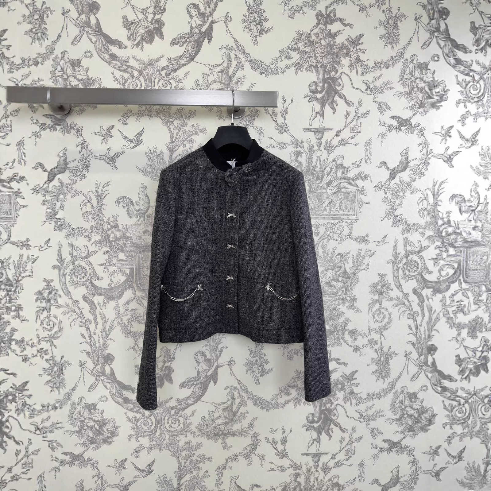 Women's Jackets Des… - image