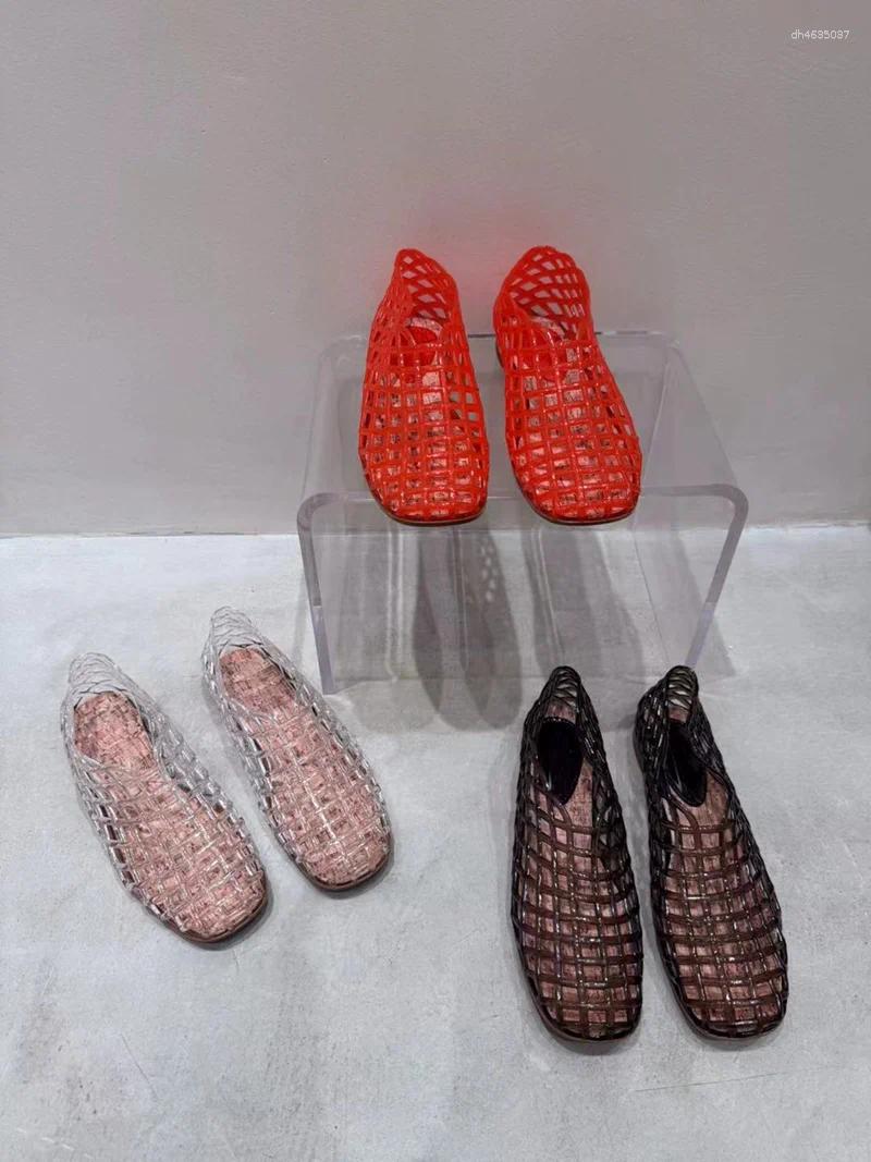 Dress Shoes Fashion Mesh Jelly Hollow Round Toe Beach Comfy Plastic Transparent Sandals Women Summer Weave Flat
