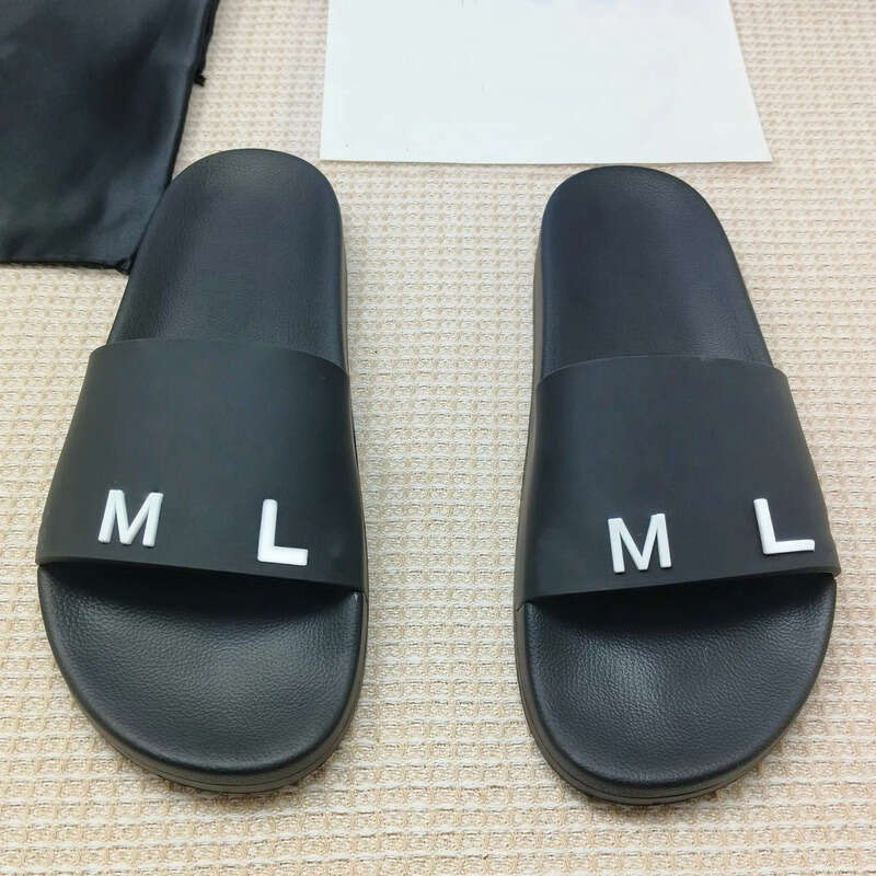 Designer Slides Mens Womens Slippers Bloom Printing Leather Black Shoes Fashion Luxury Summer Sandals Womens Beach Slide Free shipping