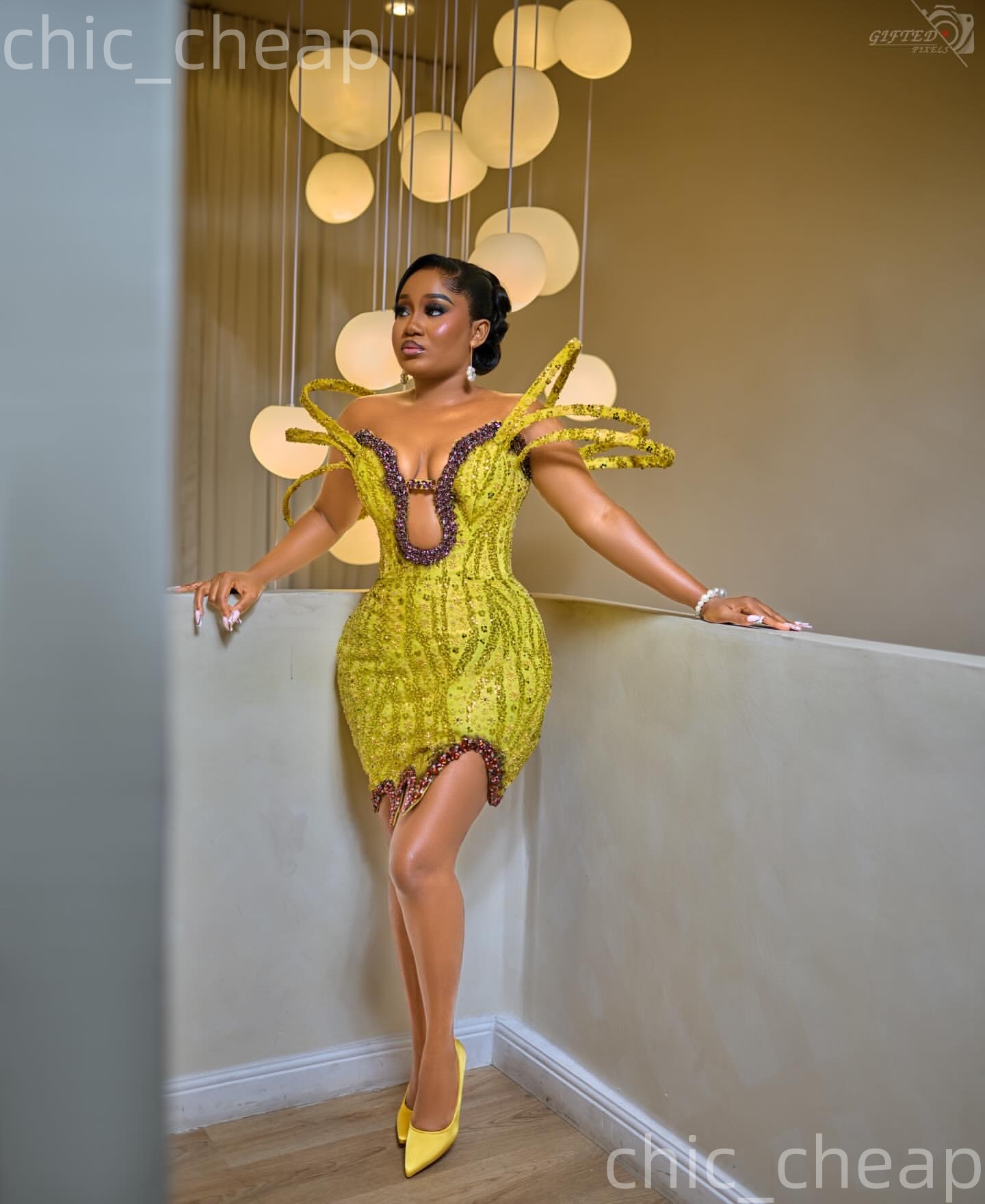 2026 Yellow Cocktail Dress Beaded Crystals Sequined Stylish Short Mini Graduation Homecoming Dresses For Special Occasions Sweetheart Gowns ZJ057