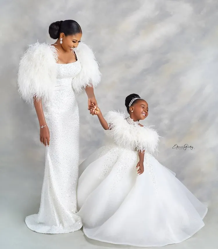 Luxury White Furs Sequined Glitter Flower Girl Wedding Birthday Off Shoulder Puffy Skirt Little Girls Pageant Long First Communion Dress Formal Gown L - view 5