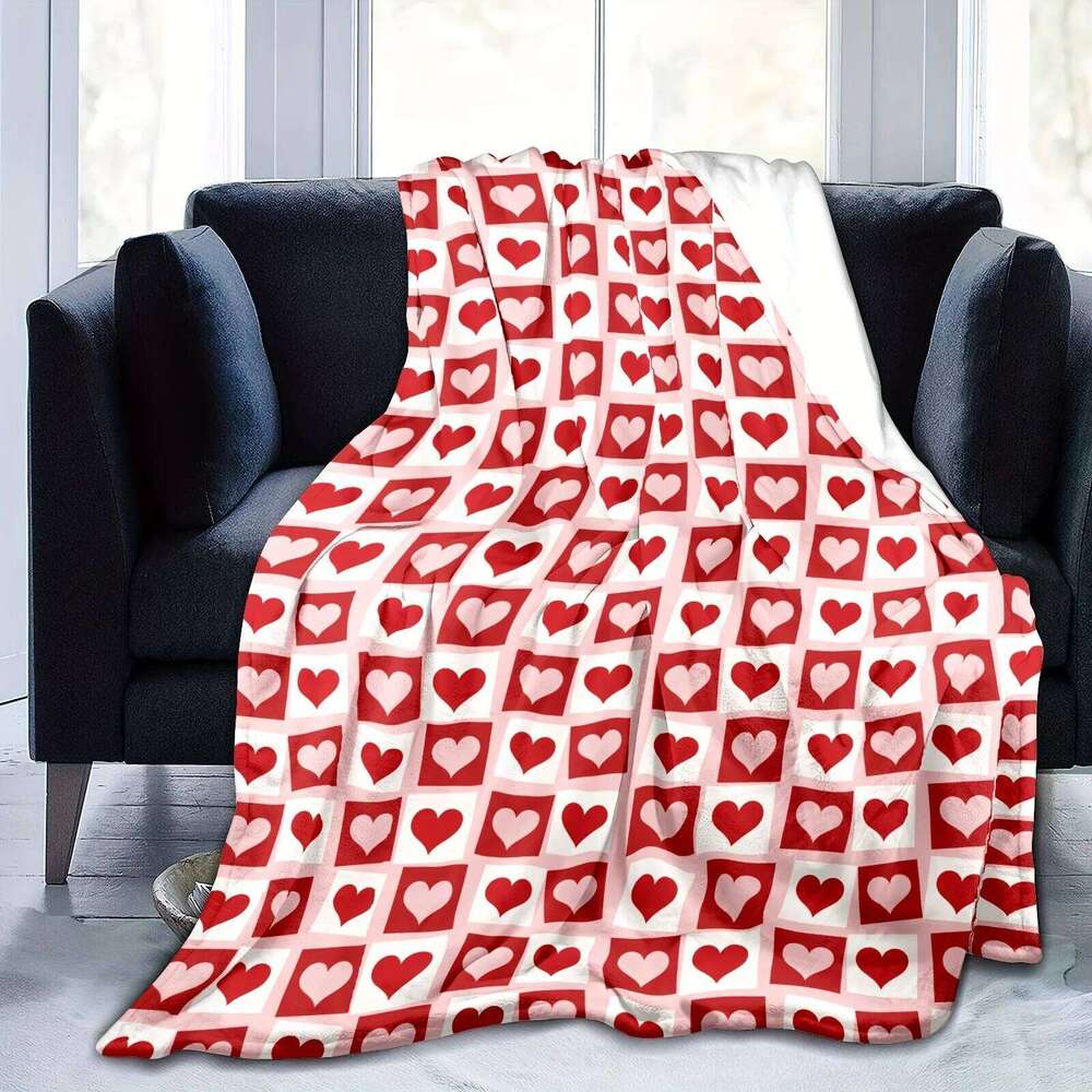 Home Decor Heart Plaid Flannel Blanket Soft Warm Throw Versatile Bedding for Sofa Bed Camping Travel Durable Lightweight Decorative Mat