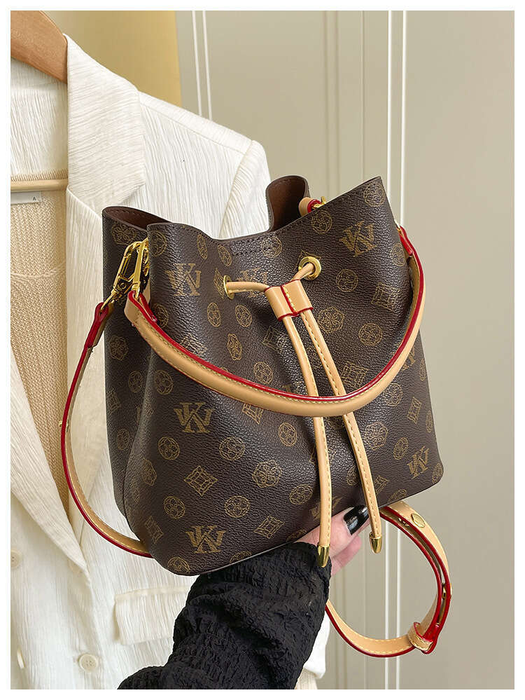 Fashion Crossbody Bags Bucket Bag for Women 2026 New Vintage Print Versatile Womens Shoulder Crossbody Bag for Ladies