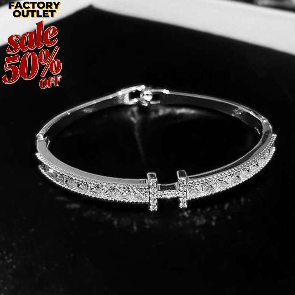 Women's Trendy Bracelet European American Style Snake-Shaped Open Simple Niche Starry Sky Inlaid with Diamonds Fashionable High-End Feel titanium