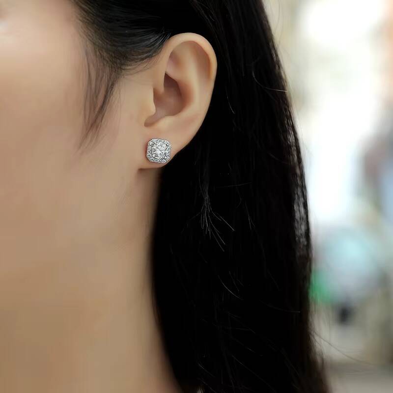 Fine 1ct2 Round Moissanite Earrings Hypoallergenic S925 Silver VVS1 Clarity Moissanite Earrings Women Stud Earrings