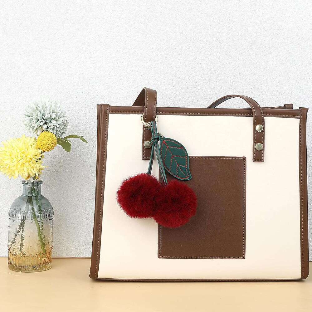 Pom Cute Keychain Fluffy Accessories Cherry Purse Charms Car Bag Charm Handbags Pendant