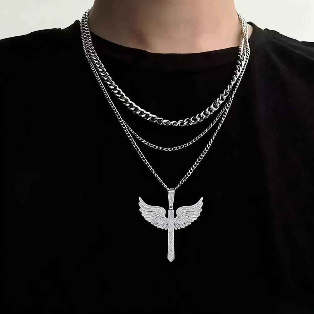 Hip Hop Fine Jewelry Pendants Men Iced Out VVS Moissanite Diamond Pendants 925 Sterling Silver Angel Wing Moissanite Necklaces