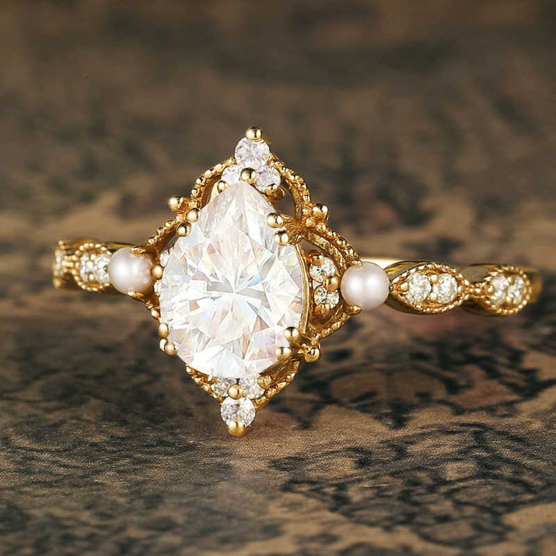 European and American jewelry copper inlaid water drop zircon pearl ring high-end lace crown finger ringXJ251031