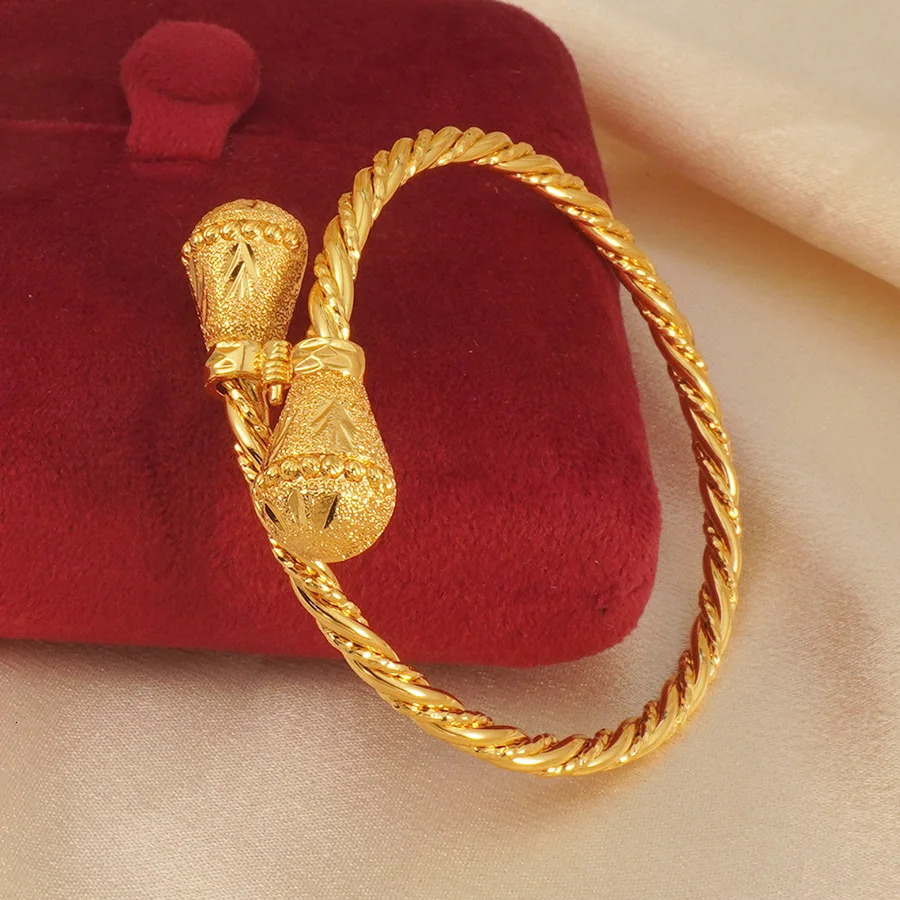 Fashion Dubai Gold Bracelet 21k Gold Plated Saudi Muslim Cuff Bangles Nigeria Women Wedding Event Party Jewelry 260107 - view 3
