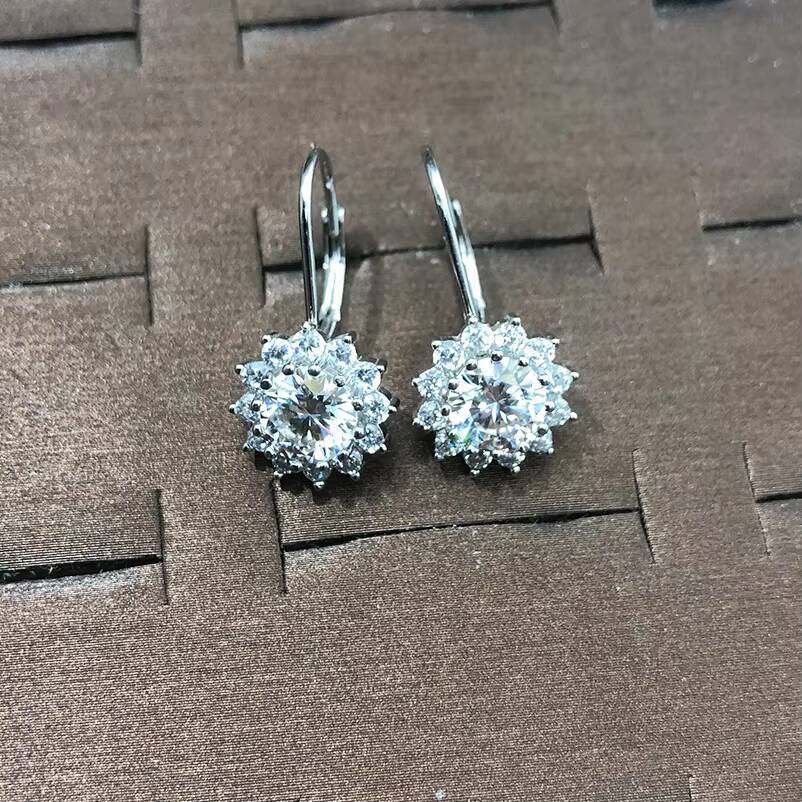Wholesale Stock Moissanite Earring 925 Sterling Silver White VVS Stud Moissanite Diamond Earring Jewelry