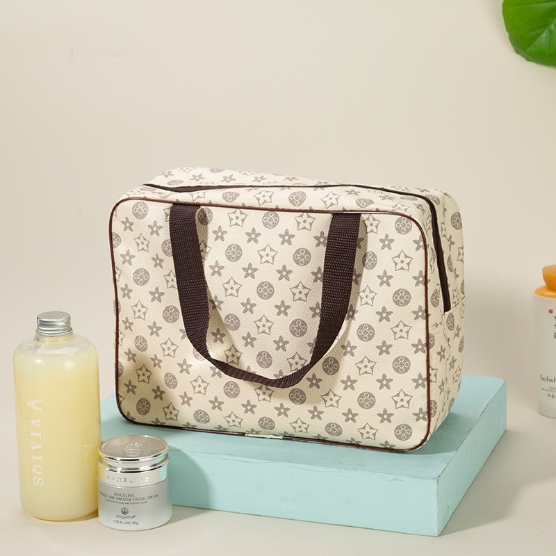 Luxury woman's Portable Toiletry Handheld Shower Fitness Swimming Bath Storage Makeup Bag Organizer