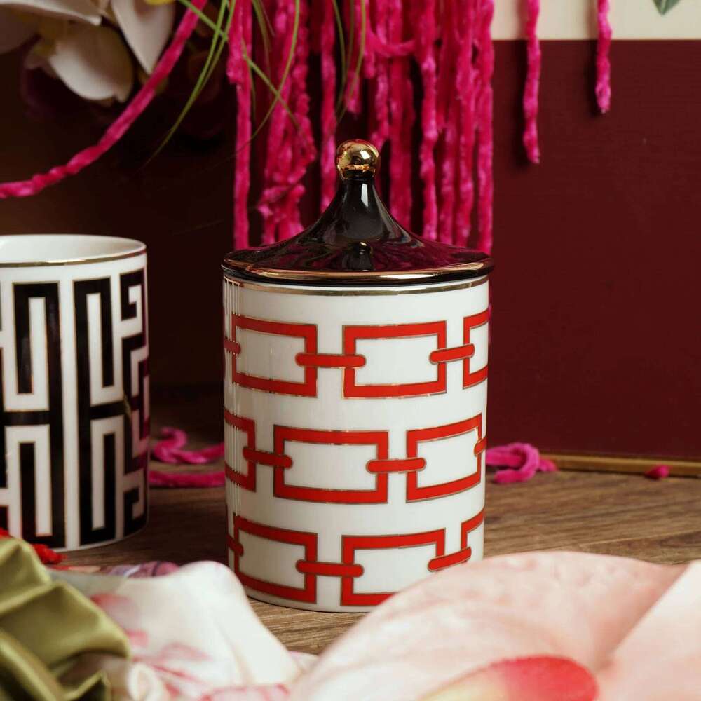 Creative Gilded Ceramic Cosmetic Jewelry Bottle Aromatherapy Candle Jar Tea Box Storage Container Home Decor