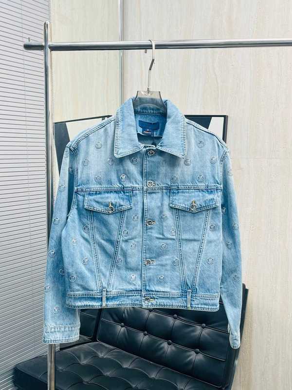 Women's Jackets Des… - image