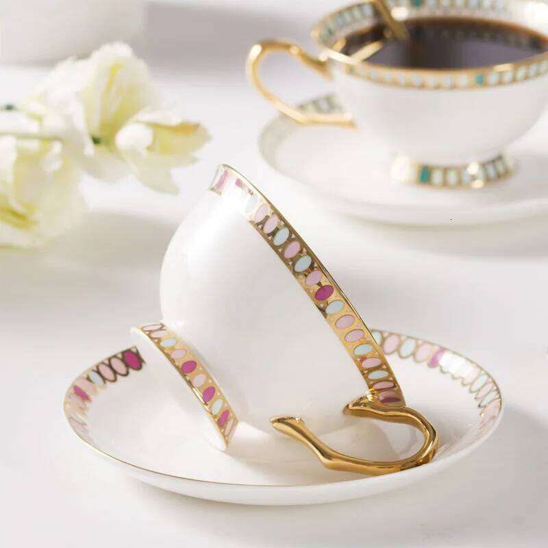 Fine Porcelain Coffee Cups Nordic Style Cup and Saucer Set for Afternoon Tea Outdoor Dining Office Use Versatile Drinking Utensils High Quality Tablew