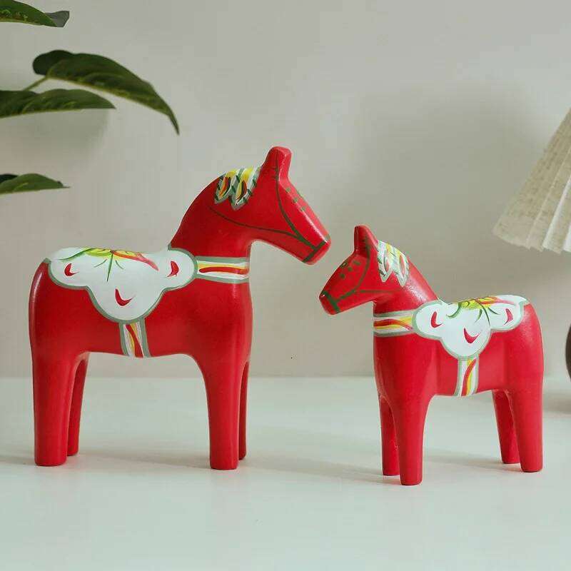 Handcrafted Wooden Horse Sculpture Home Decor Artisan Carved Household Ornament for Living Room Bedroom Outdoor Restaurant Wedding Gift Decoration