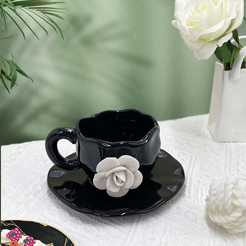 Luxury Porcelain Coffee Mugs Artisan Shaped White Rose Saucer Realistic Flower Cup Drinking Utensils Home Kitchen Cozy Tea Break Decor